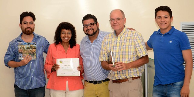 13000530_10154136529094669_1481266827_o-2 - Version 2